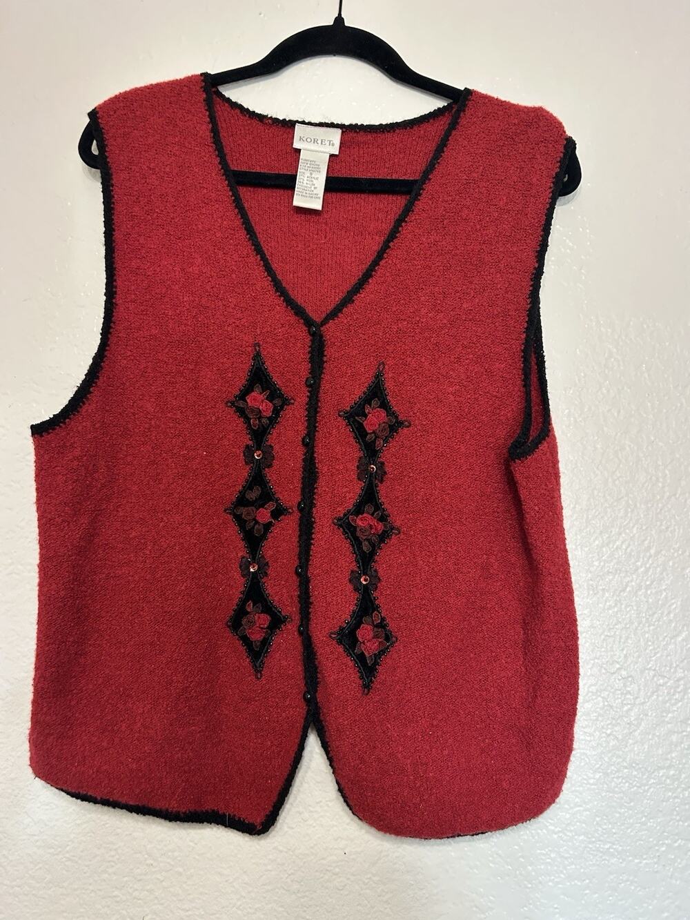 Koret Red Black Trim Knit Sweater Vest Floral Beaded Embroidered V-Neck S